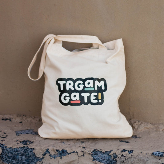 Trajnostna tote bag vrečka iz 100% bombaža, naravne barve, okolju prijazna, za vsakodnevno uporabo.